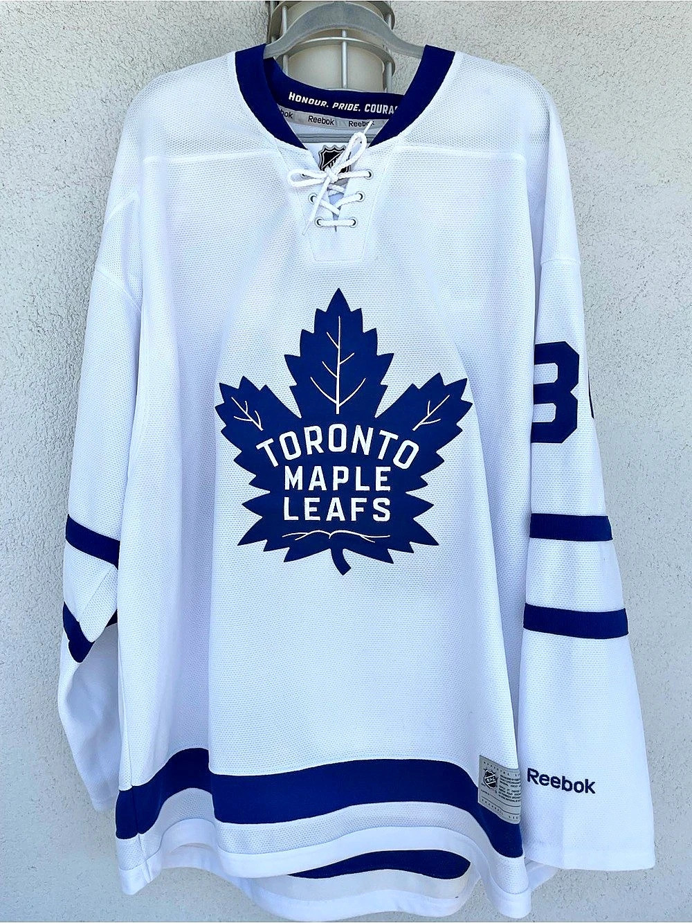 Reebok Toronto Maple Leafs Matthew 34 Jersey White & Blue XXL Like New